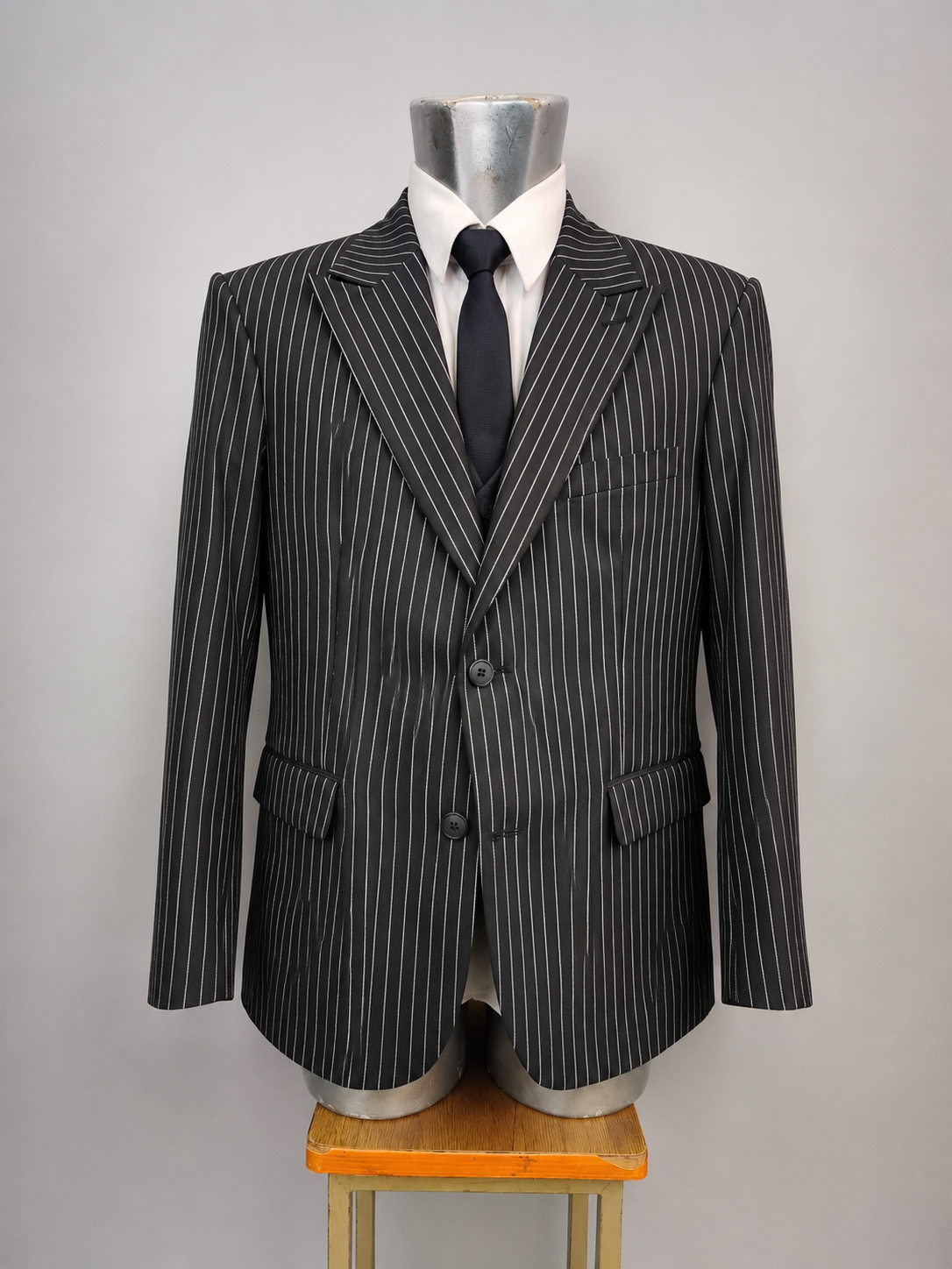 KORCH formal suit